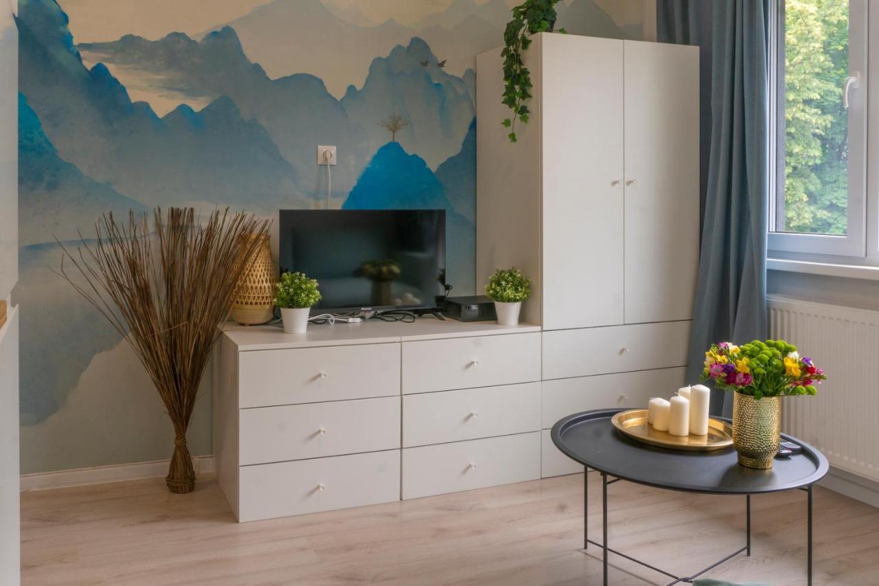 Batorego 18 - Blue - 450M Stacja Metra Pola Mokotowskie, 800M Biblioteka Narodowa, 20M Piekny Park Pola Mokotowskie, 800M Do Sgh - Wifi - Smart Tv - Good Apartments Варшава Екстериор снимка